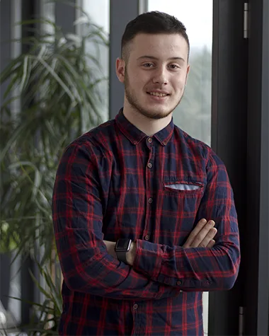 Patrik Mesarč  L2 technical support